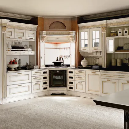 Cucina Classica Imperial Emotion angolare in patinato Bianco Canapa con decorazione oro di Aran