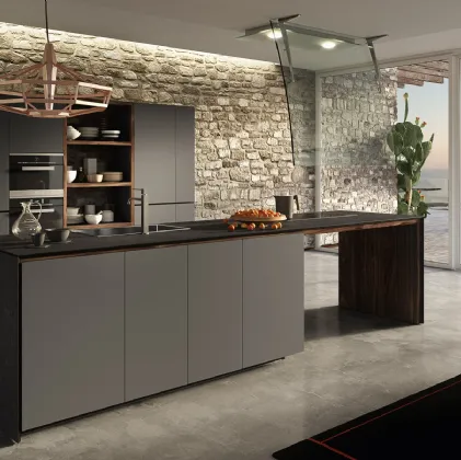 Cucina Design con isola Forma Mentis con anta laccata di Valcucine