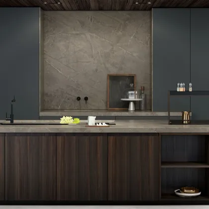 Cucina Design con isola MK1&Kyton Lab4/0 07  in legno con top in pietra di Nova Cucina