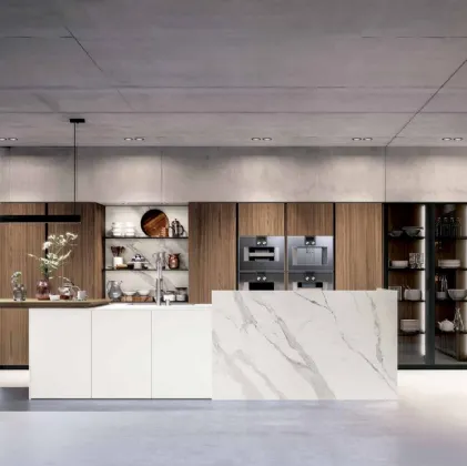 Cucina Design lineare Fly&Keaton 01 in laccato bianco opaco, pannello effetto marmo e Noce Canaletto di Nova Cucina