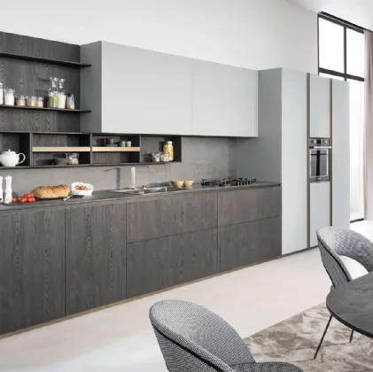 Cucina Design lineare in rovere Vulcano e laccato opaco Segni 02 di Zampieri Cucine