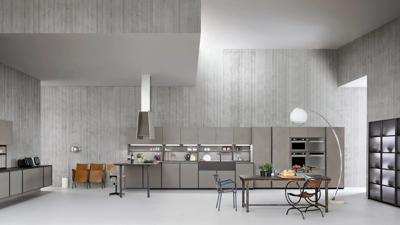 Cucina Design con penisola XP 01 in vetro acidato ed ecomalta di Zampieri Cucine