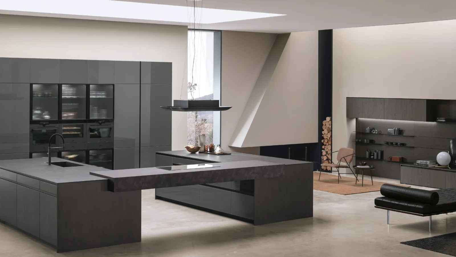 Cucina Moderna con doppia isola Aliant v01 in vetro lucido Lava e Neolith Basalt Black Satin con top in HPL Ossido di Stosa